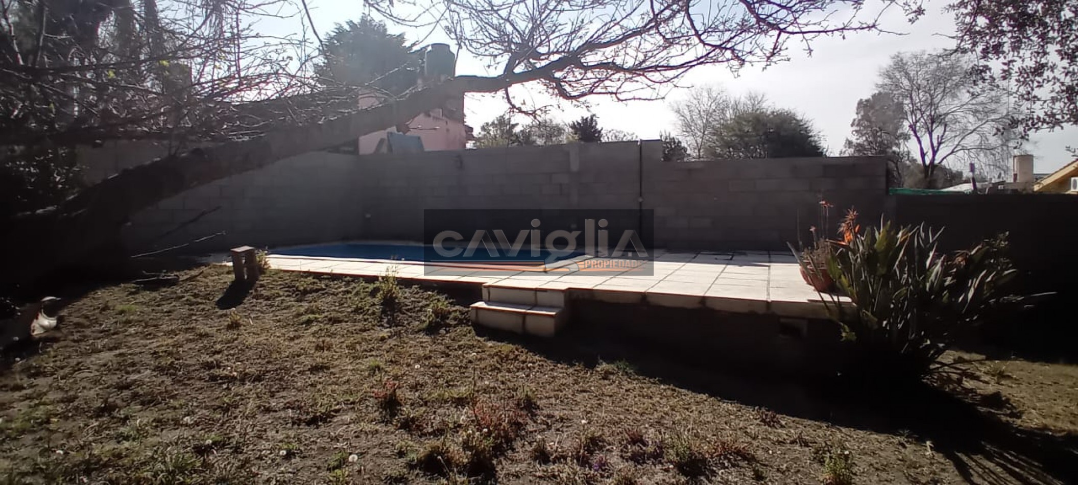 EN VENTA 2 CASAS + PILETA VILLA CAMIARES ALTA GRACIA